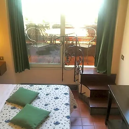 Hotel Okapi *